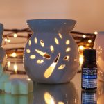 Kicsi Klasszikus Fehér Aromalámpa - Fa Kivágás
