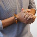 Cédrusfa Korona Chakra Karkötő Kristálykvarccal