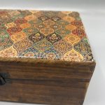 Nagy Színes Bevonatú Fa Doboz - 20x15x7.5cm - Mozaik Minta