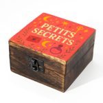 Kicsi Színes Bevonatú Fa Doboz  - Petite secrets