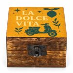 Kicsi Színes Bevonatú Fa Doboz - La dolce vita