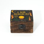 Kicsi Színes Bevonatú Fa Doboz  - I am magical