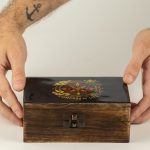 Közepes Színes Bevonatú Fa Doboz  - Compass of life