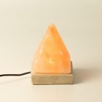 Minőségi USB Piramis Sólámpa - 9 cm