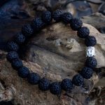 Rudraksha Mala Karkötő - Sötét