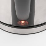 Home HG VF 04 vízforraló, teljesítmény 2000 W, 1,7 literes víztartály, 360°-ban forgatható állvány, rejtett fűtőszál, duplafalú